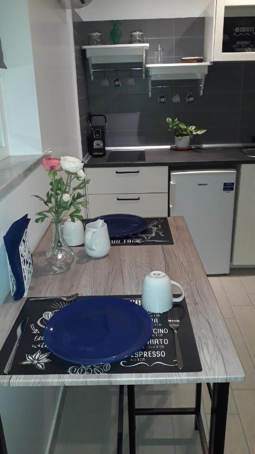 Nadine Penthouse Studio Apartment Naples Luaran gambar