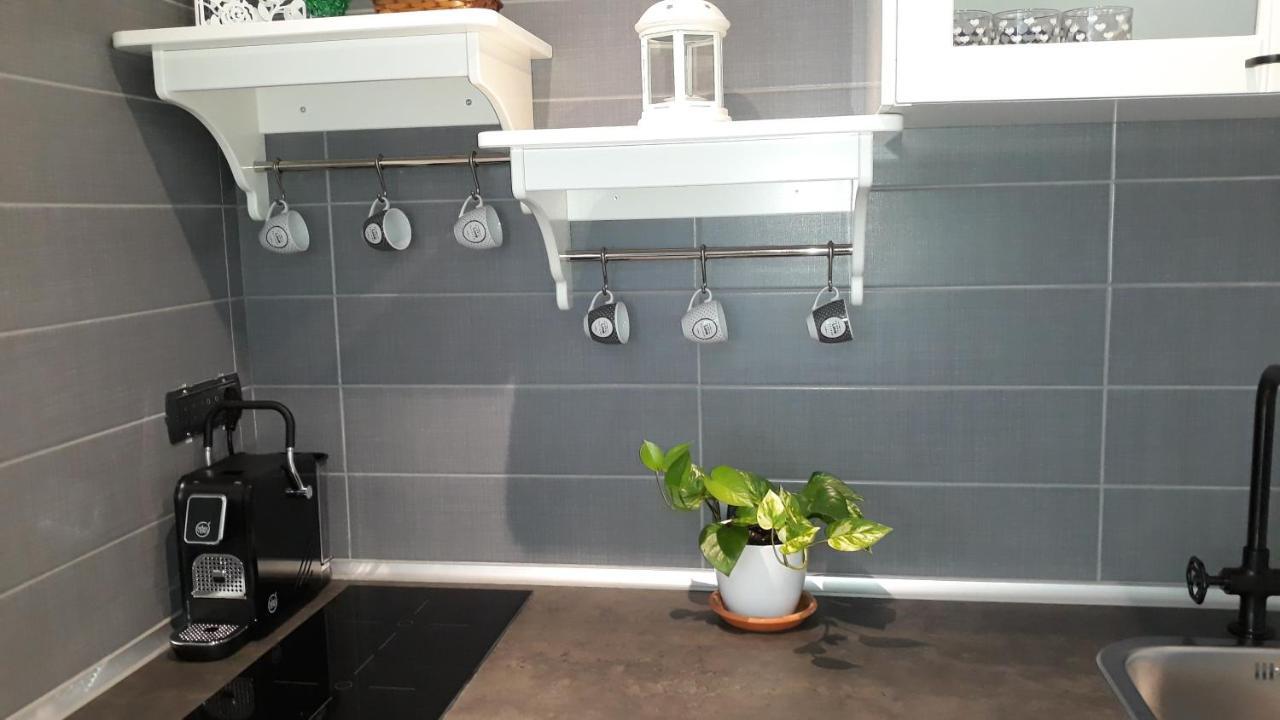 Nadine Penthouse Studio Apartment Naples Luaran gambar